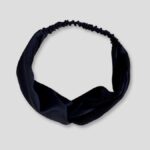 Jedwabna-opaska-do-włosów-z-ozdobnym-splotem-czarna-SENSILK-01
