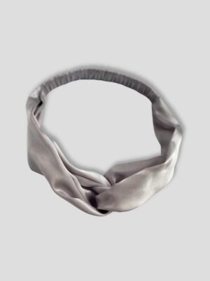 Jedwabna-opaska-do-wlosow-z-ozdobnym-splotem-jasny-szary-SENSILK-01