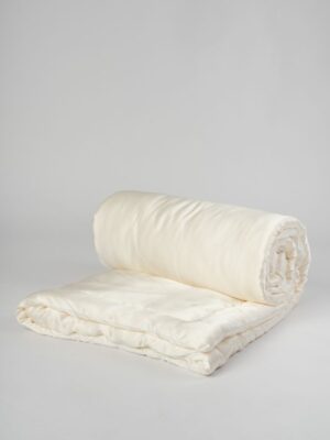 kołdra-jedwabna-w-poszyciu-jedwabnym-SENSILK-01