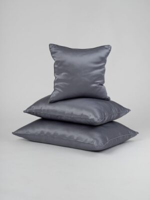 jedwabna-poszewka-na-poduszke-ciemny-szary-SENSILK-01