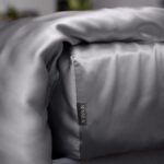 jedwabne-prześcieradło-z-gumką-ciemnoszary-SENSILK-01