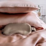 edwabna-opaska-na-oczy-jasny-bez-SENSILK-04