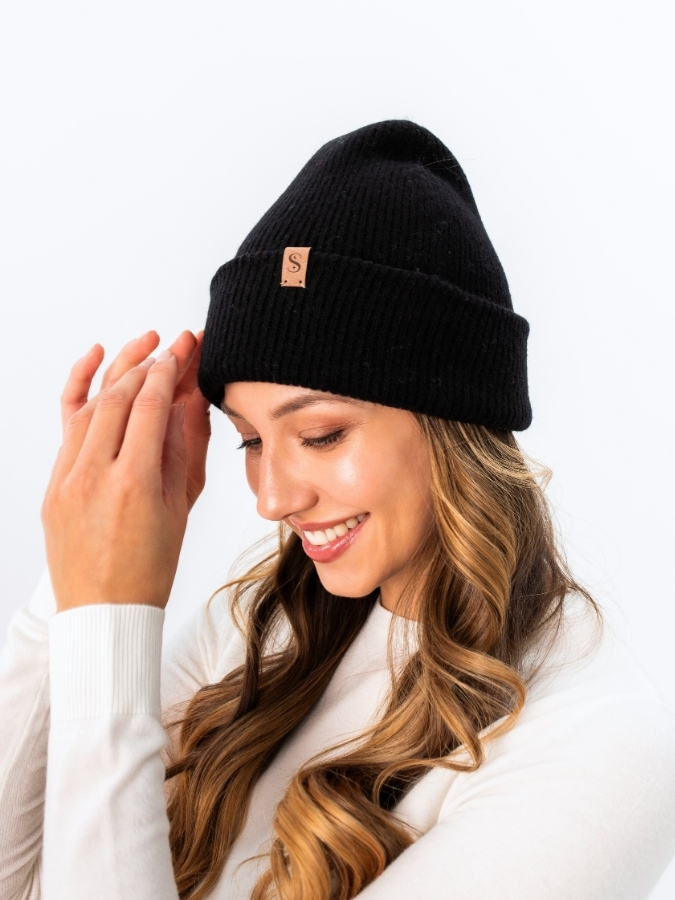 czapka-welniana-czarna-SENSILK-00