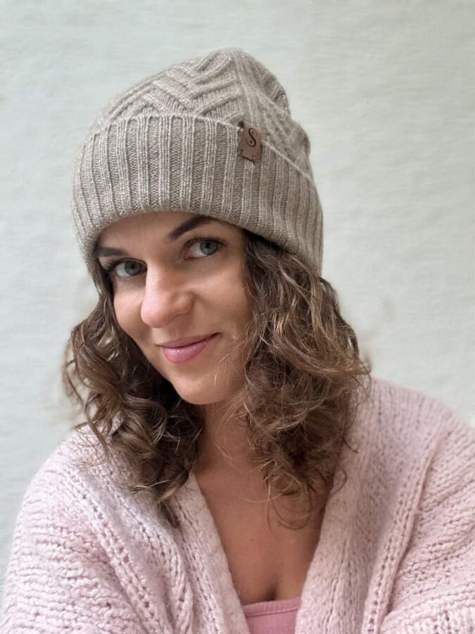 czapka-kaszmirowa-bezowa-SENSILK-02