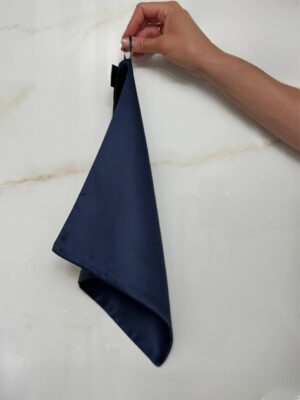 Jedwabny-ręcznik-do-twarzy-Granatowy-SENSILK-01