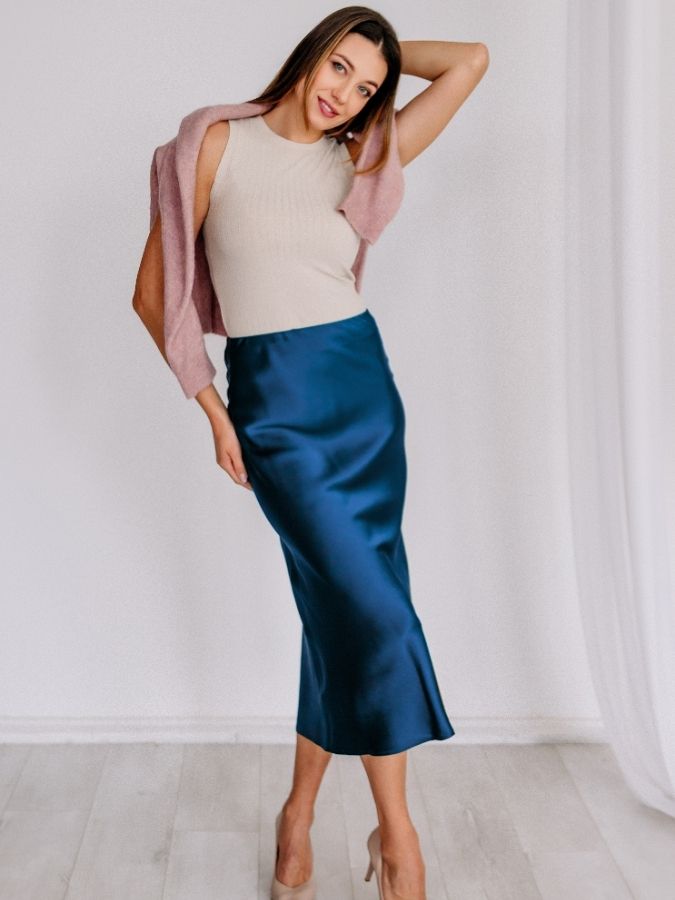 Jedwabna-spodnica-MAXI-Granatowa-SENSILK-01